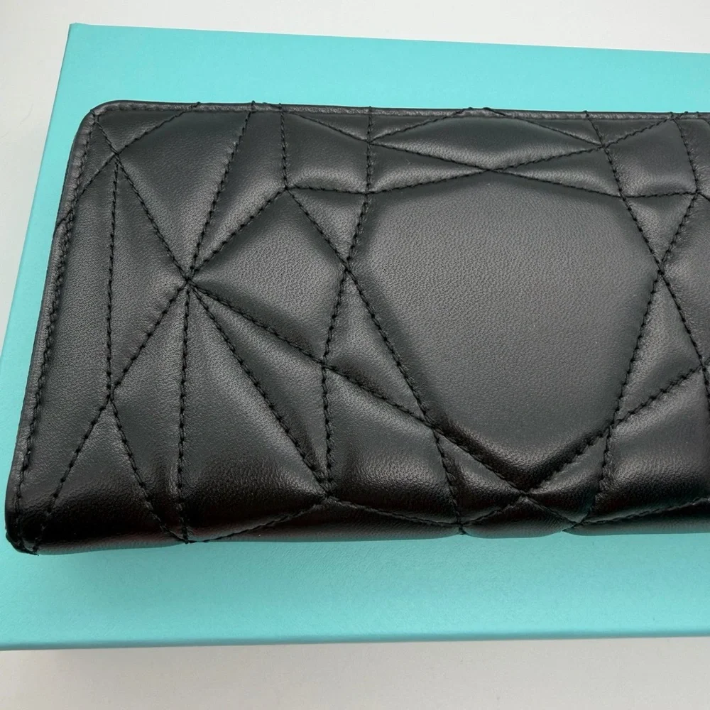 Tiffany & Co. New Black Padded Large zip Wallet